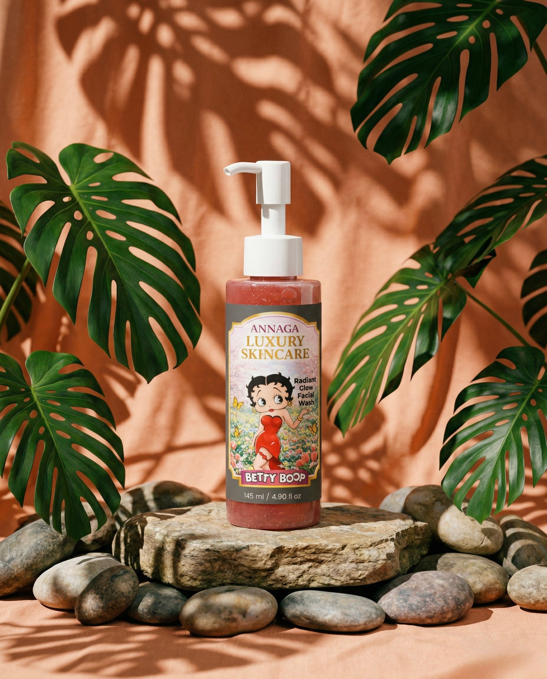 LIMITED EDITION BETTY BOOP Radiant Glow Facial Wash