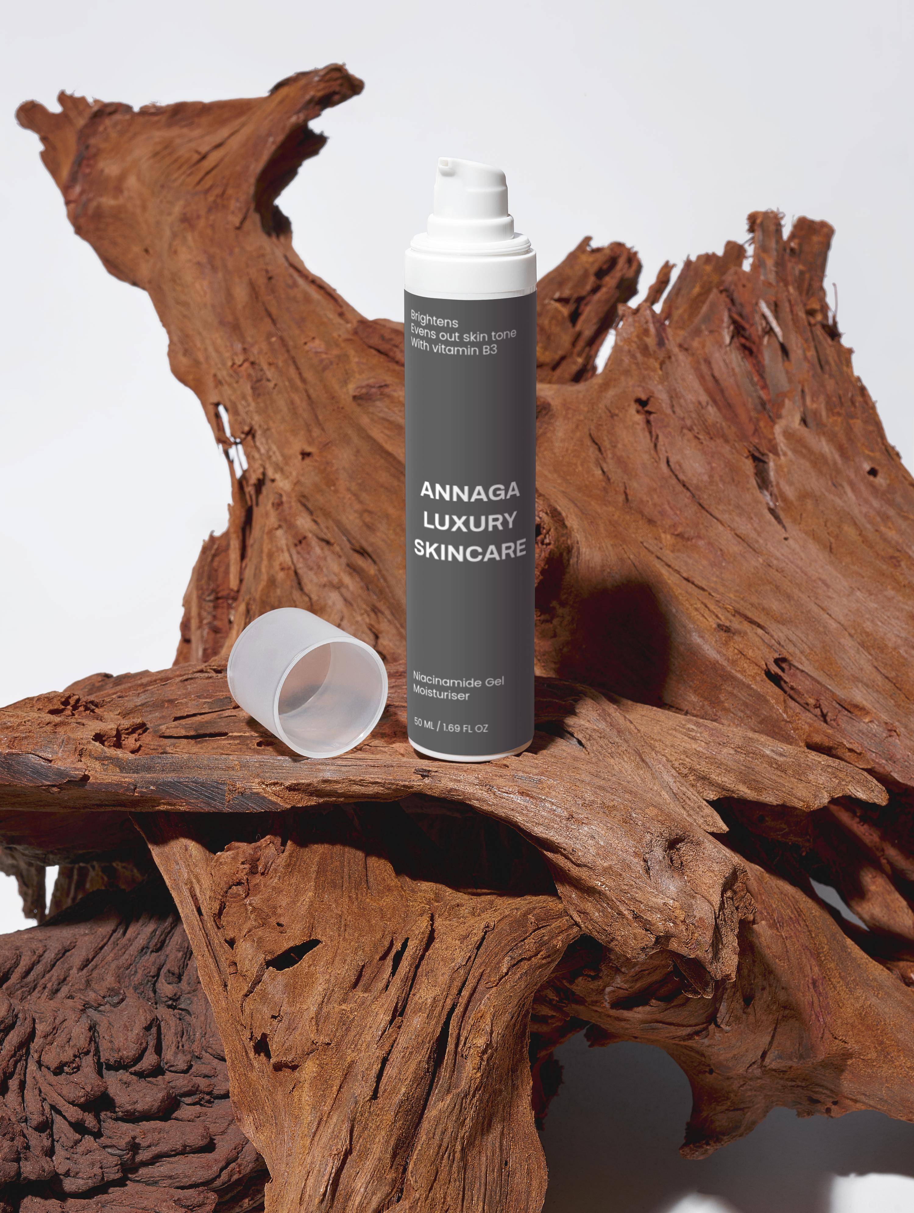 AnnAga Luxury Skincare Core Collection: Niacinamide Gel Moisturiser