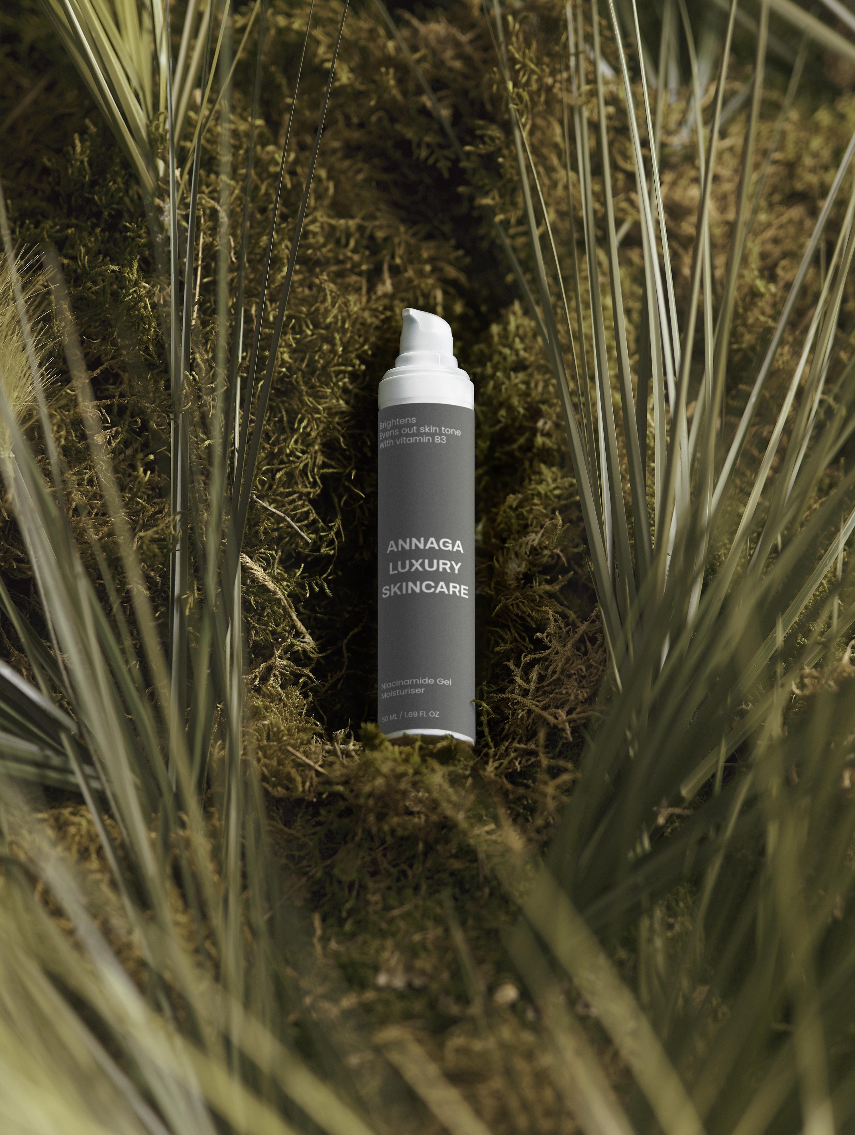AnnAga Luxury Skincare Core Collection: Niacinamide Gel Moisturiser